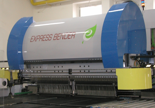 CNC sheet steel bending - Finn Power BCe4