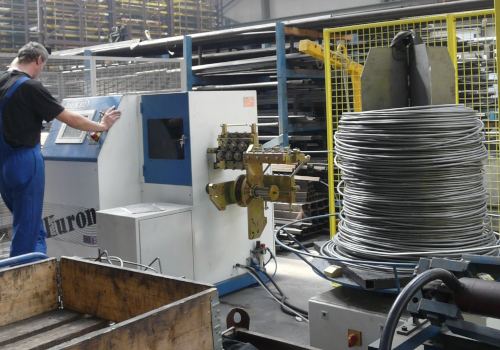 Huron CNC automatic wire bending machine