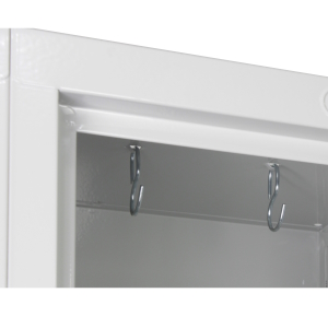 each compartment has two hangers